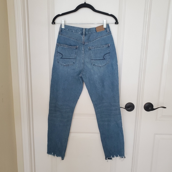American Eagle Mom Jeans size 0 Distressed - Picture 4 of 4